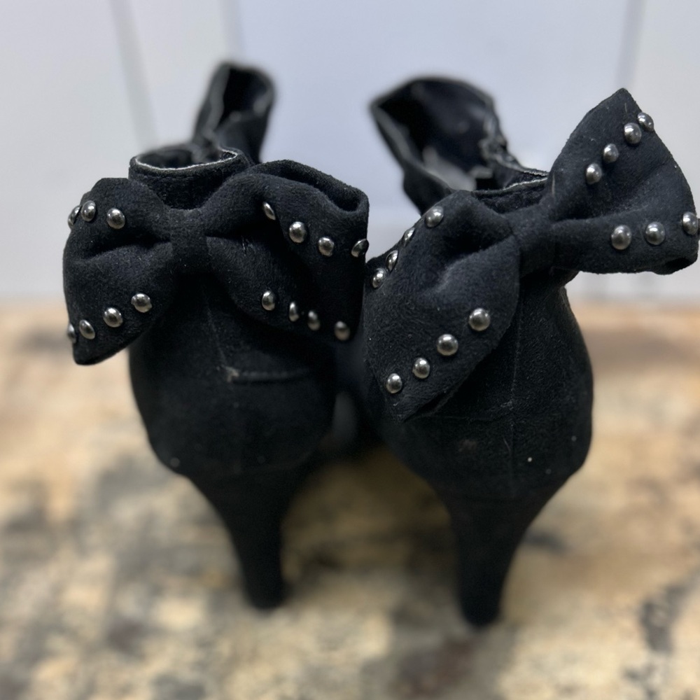 Black suede platform booties with bows sz11W